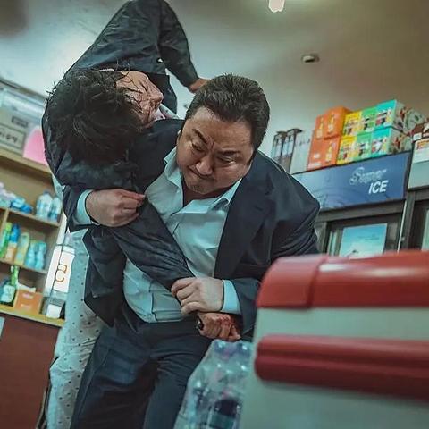 (帮我打开网页乱斗)网页乱斗：如何在虚拟世界里玩转混乱的网络战场？